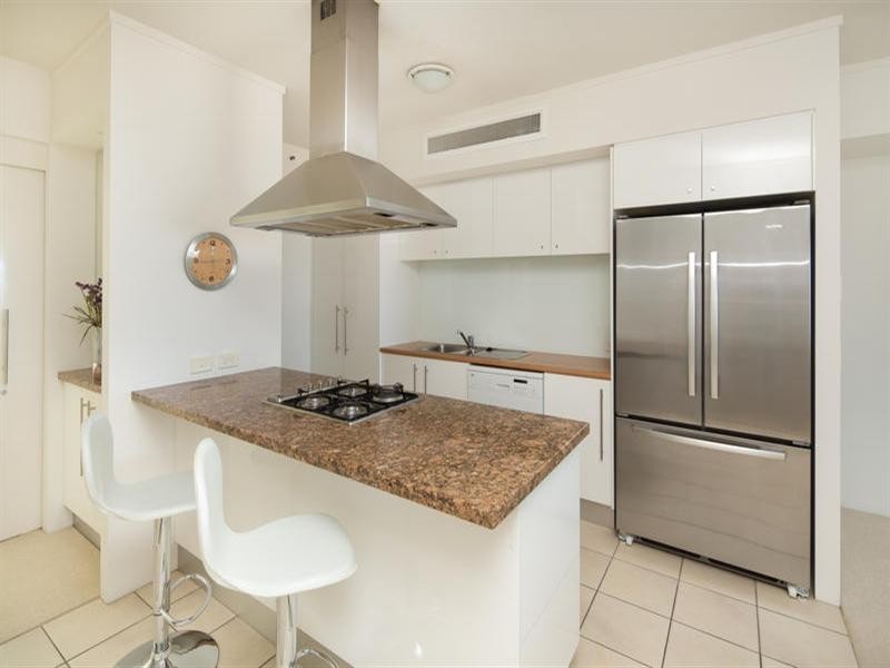 50 326 Marine Parade, Labrador QLD 4215