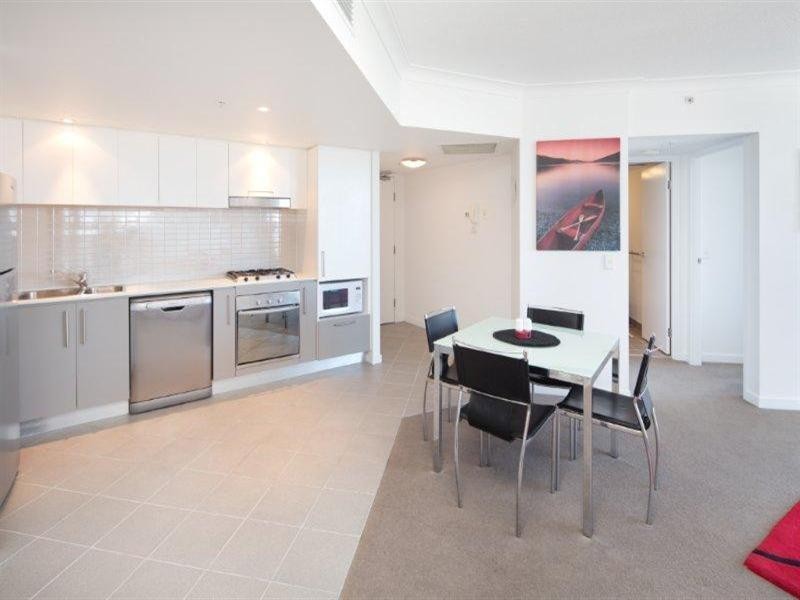 1136 56 Scarborough Street, Southport QLD 4215