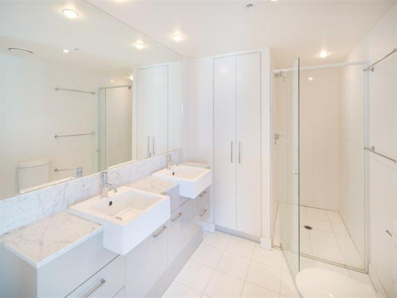 1306 56 Scarborough Street, Southport QLD 4215