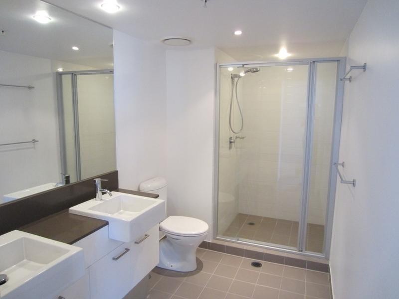 1097 56 Scarborough Street, Southport QLD 4215