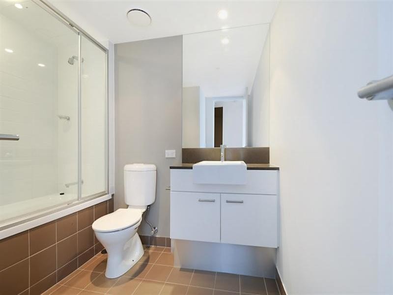 1199 56 Scarborough Street, Southport QLD 4215