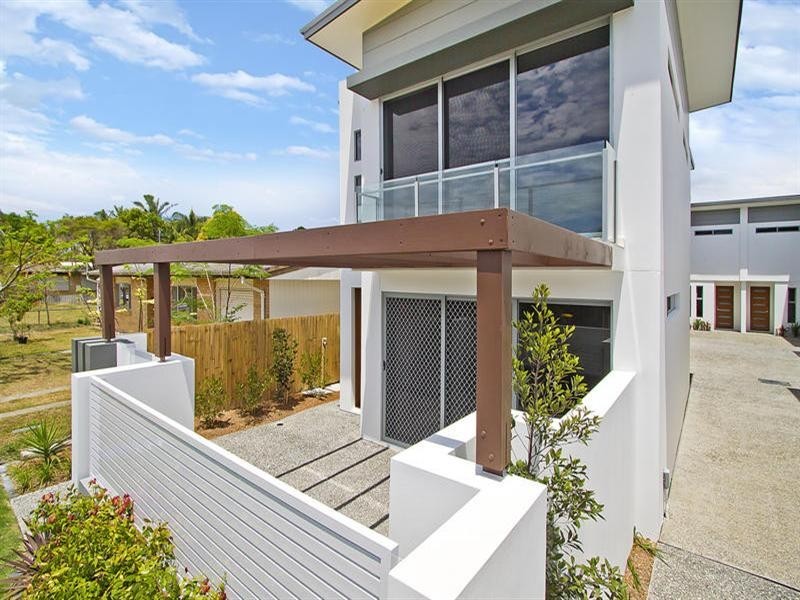 1 – 3 132 Eugaree Street, Southport QLD 4215