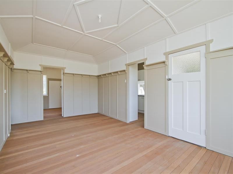 235 Benowa Road, Benowa QLD 4217