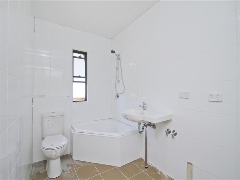 235 Benowa Road, Benowa QLD 4217