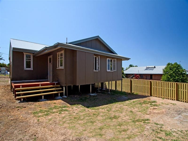 235 Benowa Road, Benowa QLD 4217