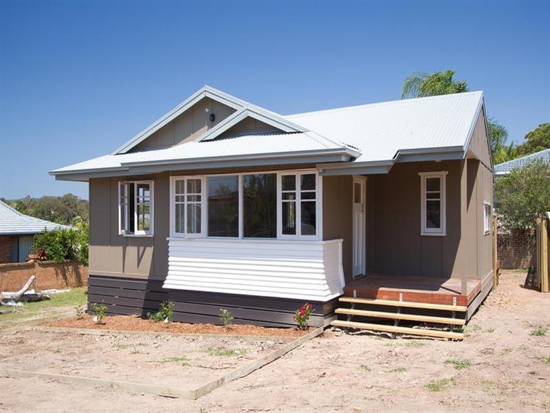 235 Benowa Road, Benowa QLD 4217