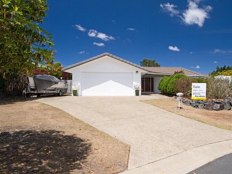 3 Corai Close, Pacific Pines QLD 4211