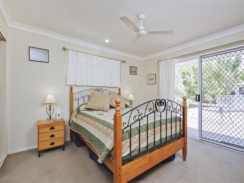 3 Corai Close, Pacific Pines QLD 4211