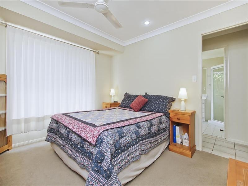 3 Corai Close, Pacific Pines QLD 4211