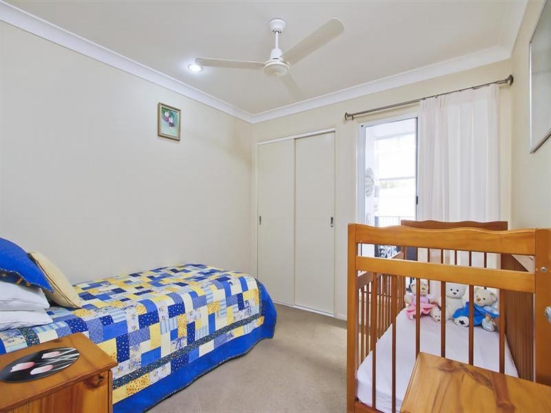 3 Corai Close, Pacific Pines QLD 4211