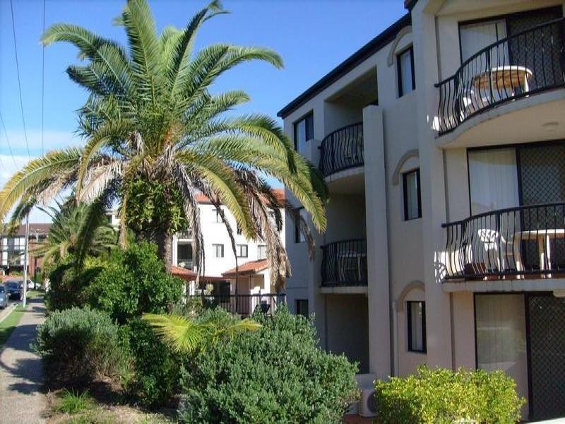 217 Scarborough Street, Southport QLD 4215