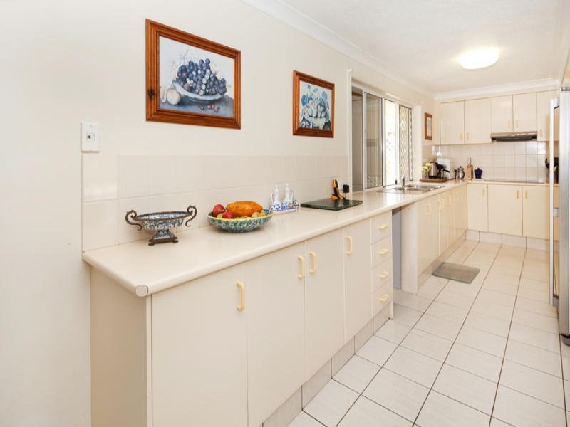 9 Maryland Avenue, Carrara QLD 4211