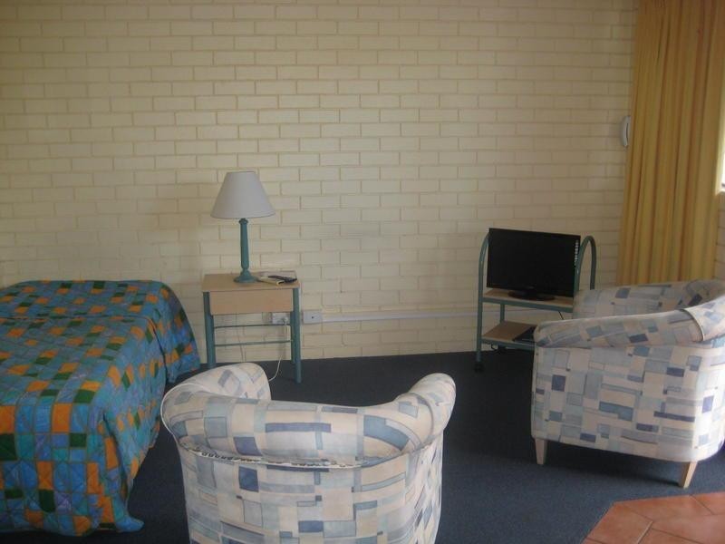 132 Marine Parade, Southport QLD 4215