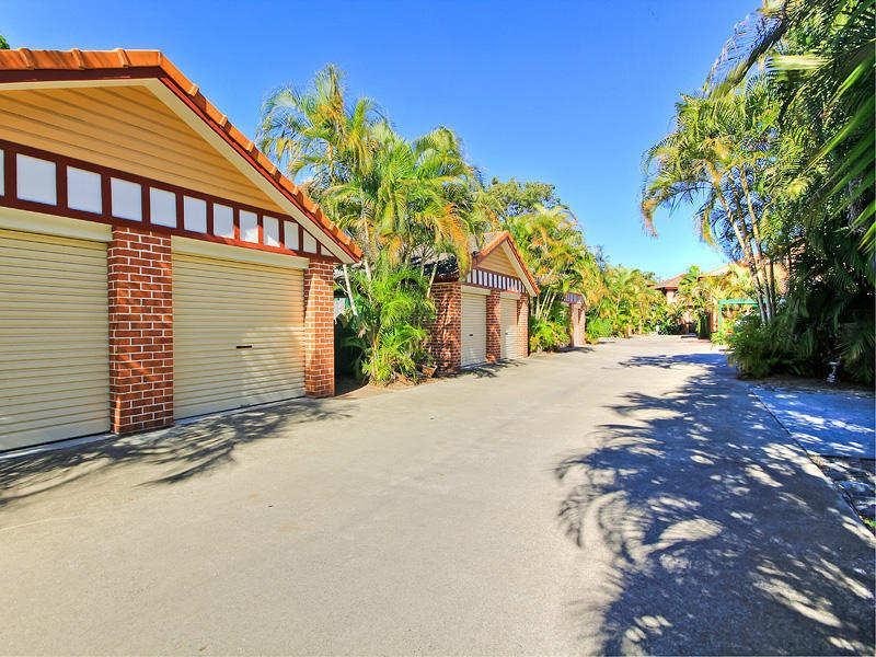 9/100 ‘Sandringham’, Racecourse Drive, Bundall QLD 4217