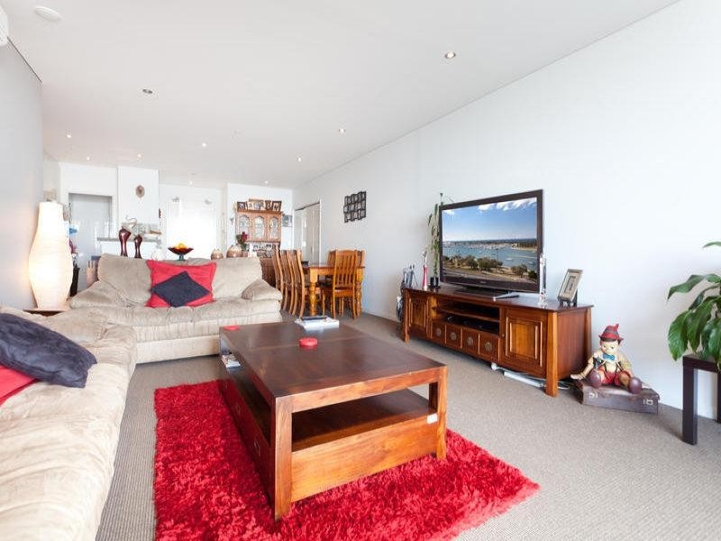 1405/4 Como Crescent, Southport QLD 4215