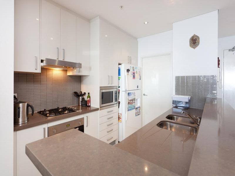 1405/4 Como Crescent, Southport QLD 4215