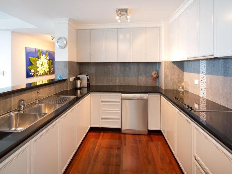 C17-2 Rivage Royale, 75 Brighton Parade, Southport QLD 4215