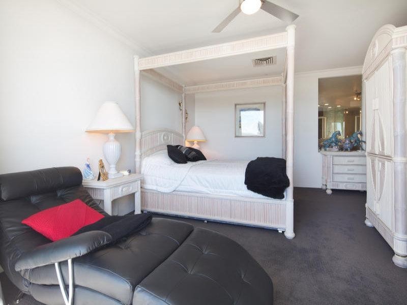 C17-2 Rivage Royale, 75 Brighton Parade, Southport QLD 4215