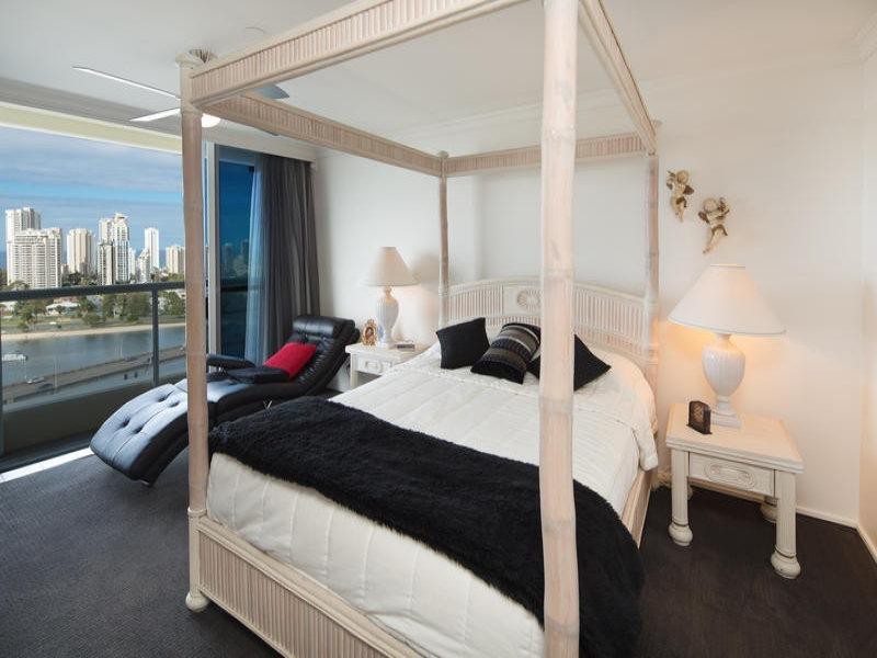 C17-2 Rivage Royale, 75 Brighton Parade, Southport QLD 4215