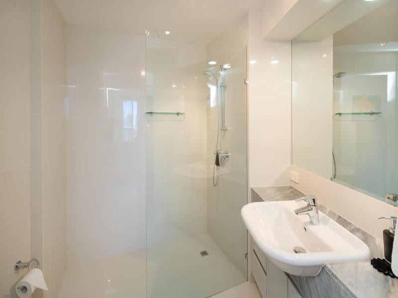 C17-2 Rivage Royale, 75 Brighton Parade, Southport QLD 4215