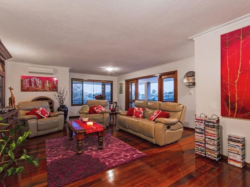 2 Kerry Place, Southport QLD 4215