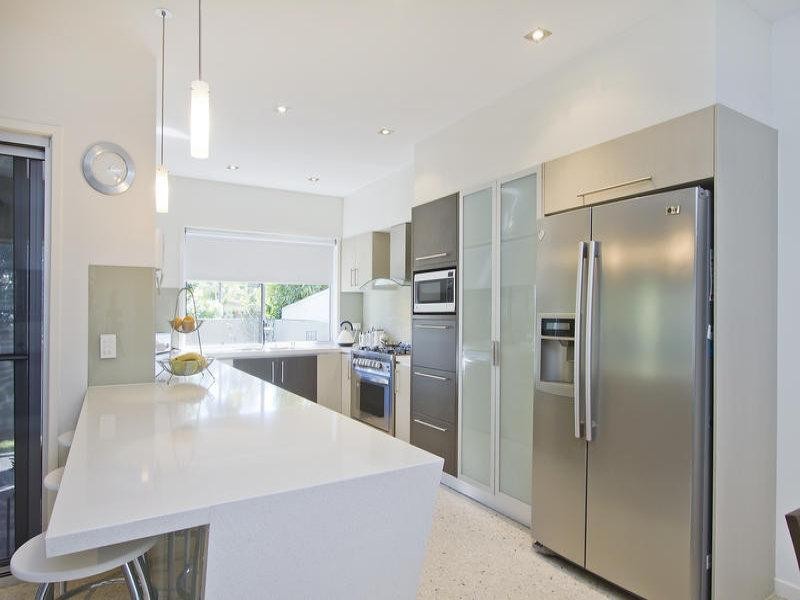 1/31 Imperial Parade, Labrador QLD 4215