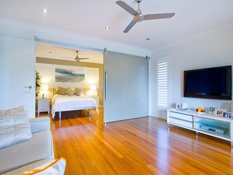 1/31 Imperial Parade, Labrador QLD 4215