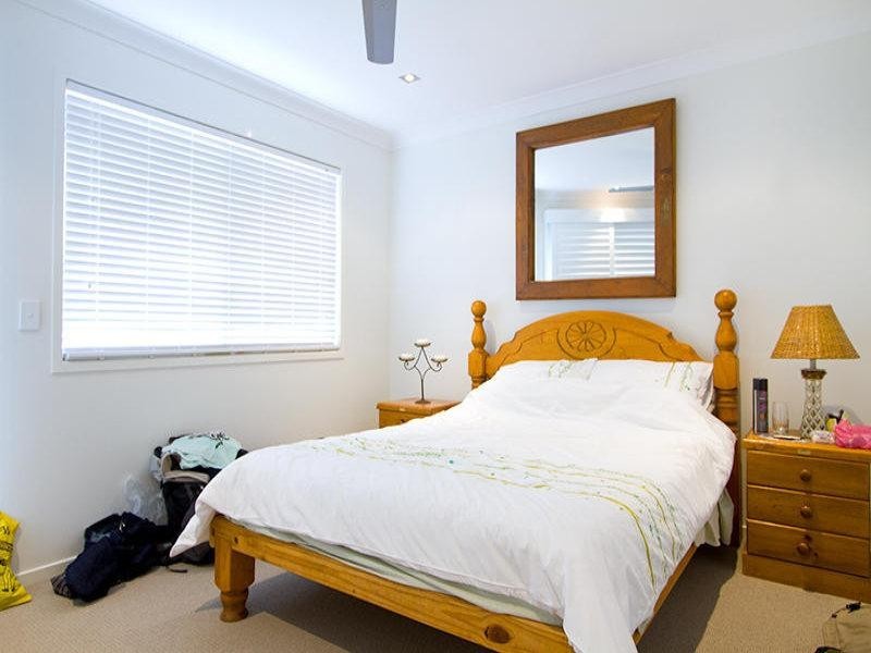 1/31 Imperial Parade, Labrador QLD 4215
