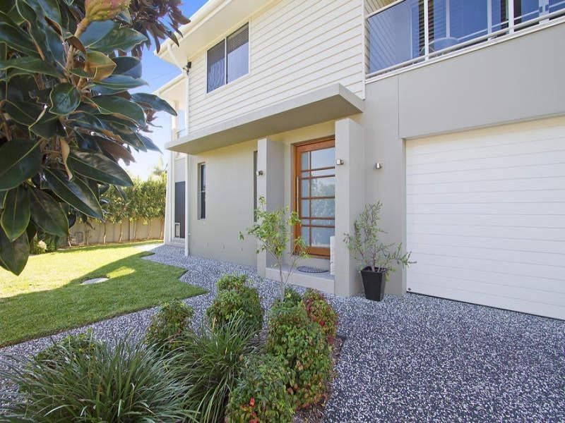 1/31 Imperial Parade, Labrador QLD 4215
