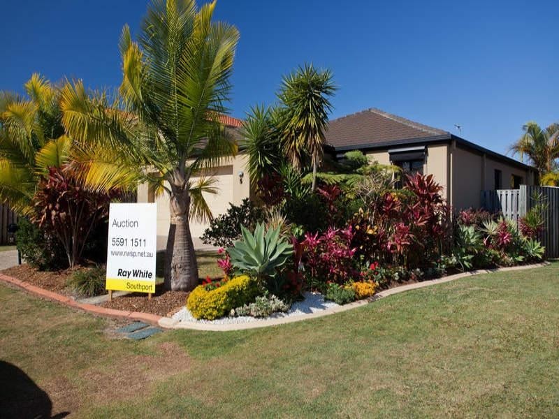 5 Robinia Court, Robina QLD 4226