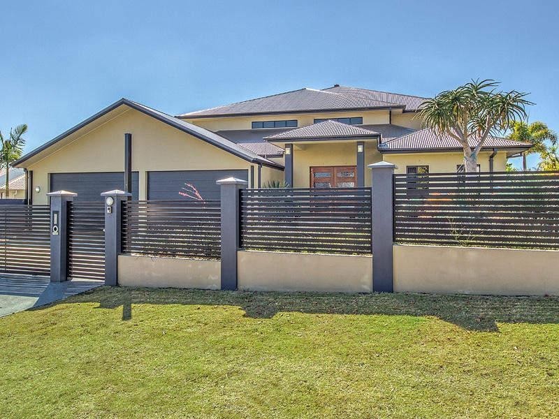 10 Zenith Crescent, Pacific Pines QLD 4211
