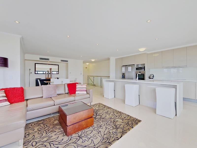 13/508 ‘Shoreline Apartments’, Marine Parade, Biggera Waters QLD 4216