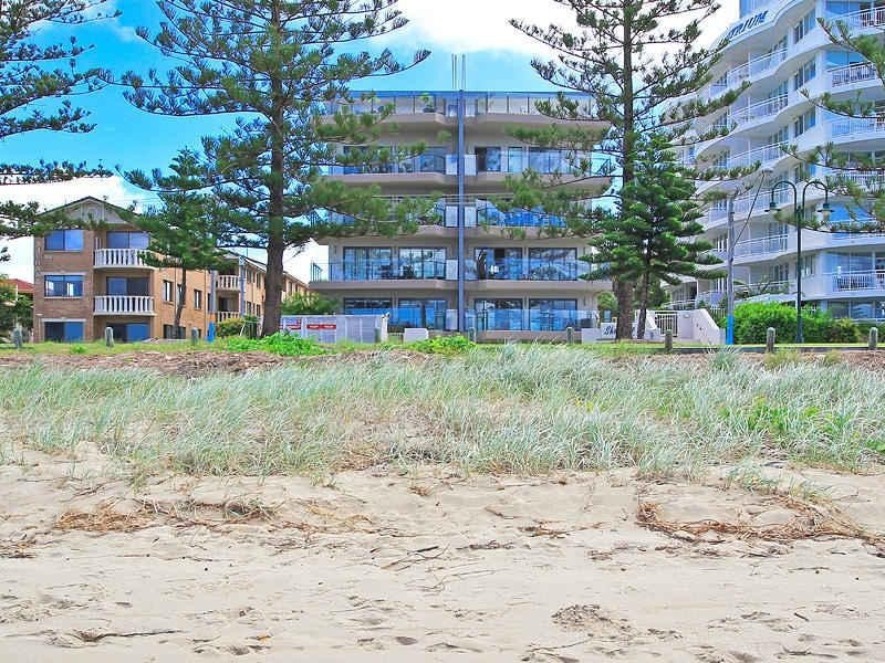 13/508 ‘Shoreline Apartments’, Marine Parade, Biggera Waters QLD 4216