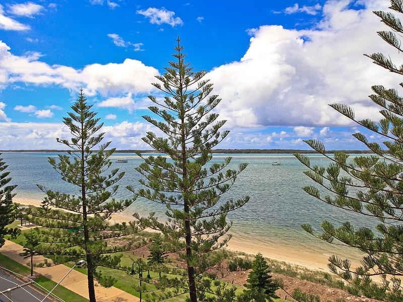 13/508 ‘Shoreline Apartments’, Marine Parade, Biggera Waters QLD 4216