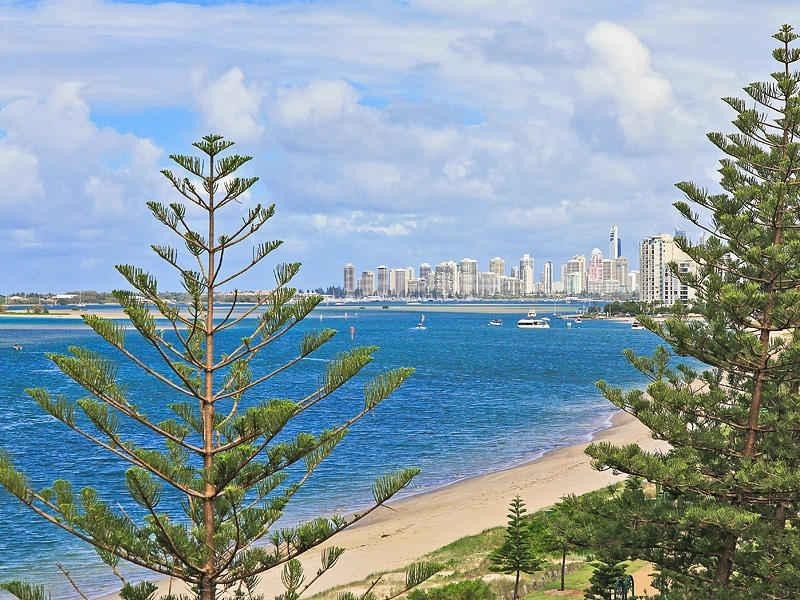 13/508 ‘Shoreline Apartments’, Marine Parade, Biggera Waters QLD 4216