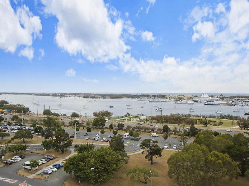 11F/10 ‘Huntington Apartments’, Marine Parade, Southport QLD 4215