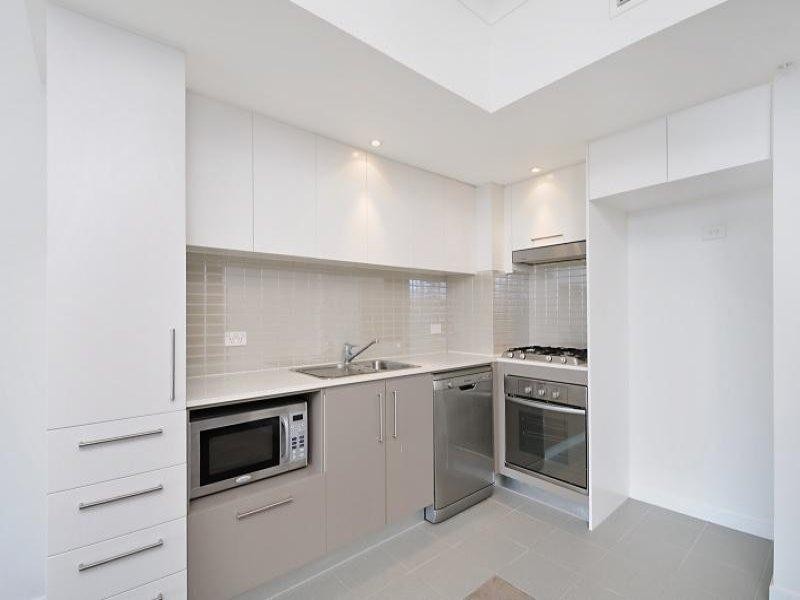 1199/56 Scarborough Street, Southport QLD 4215