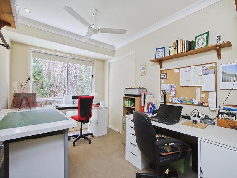 3 Corai Close, Pacific Pines QLD 4211