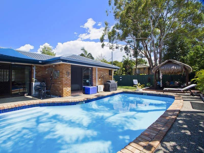 2/49-51 Imperial Parade, Labrador QLD 4215