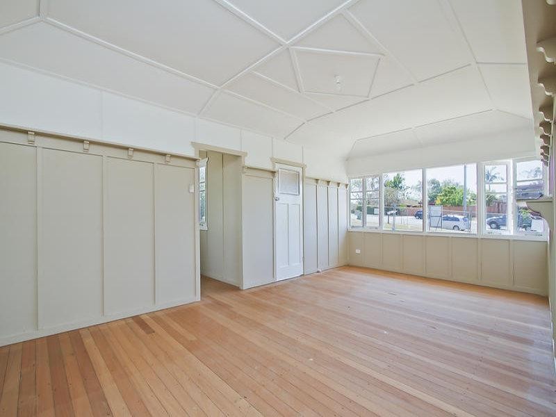 235 Benowa Road, Benowa QLD 4217