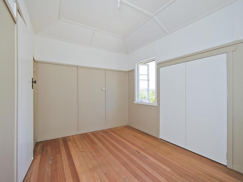 235 Benowa Road, Benowa QLD 4217