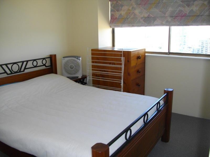15E/10 ‘Huntington Apartments’ Marine Parade, Southport QLD 4215