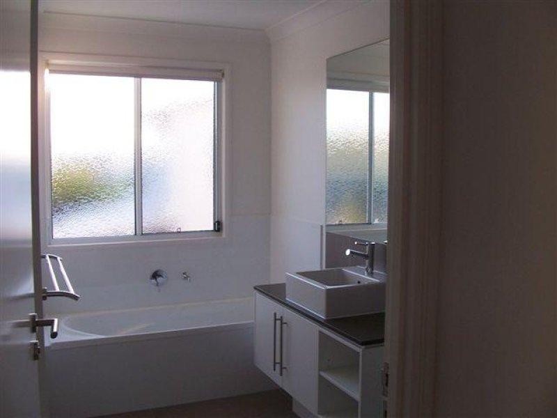 38 ‘This’, Barcelona Way, Burleigh Waters QLD 4220