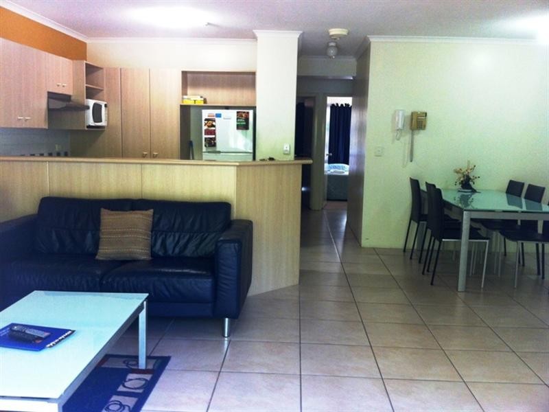 9/45 ‘Blue Waters’, Frank Street, Labrador QLD 4215