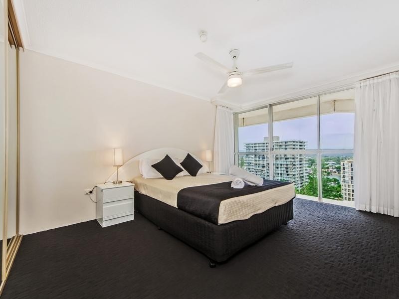 1201 ‘Baronnet’, 12 Enderley Avenue, Surfers Paradise QLD 4217