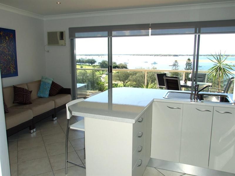 84/106 ‘Le Grande Broadwater’, 106 Marine Parade, Southport QLD 4215