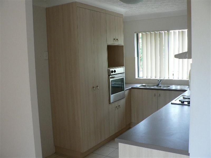 9/12 Gillian Lane, Southport QLD 4215