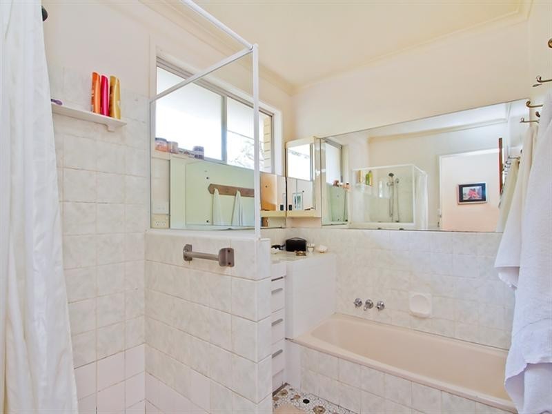 47 Korong Street, Southport QLD 4215