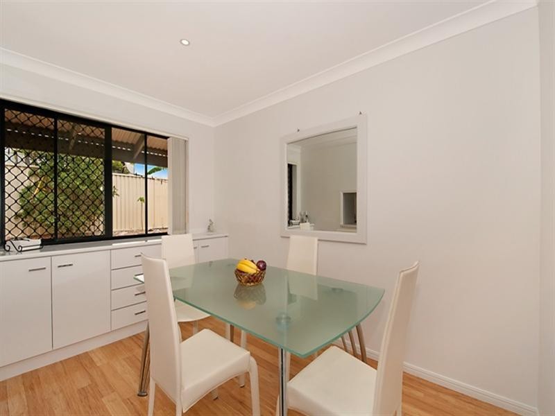 103 Christina Ryan Way, Arundel QLD 4214