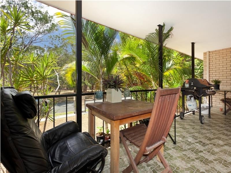 30 Nyora Street, Southport QLD 4215